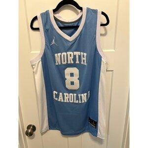 Caleb Wilson North Carolina Tar Heels basketball jersey